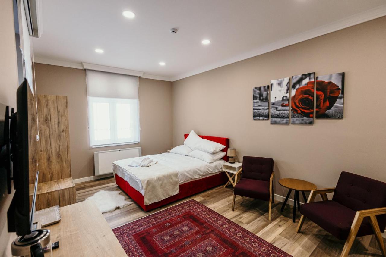 Pansion "Fawlty Towers" Sarajevo Lejlighedshotel Eksteriør billede