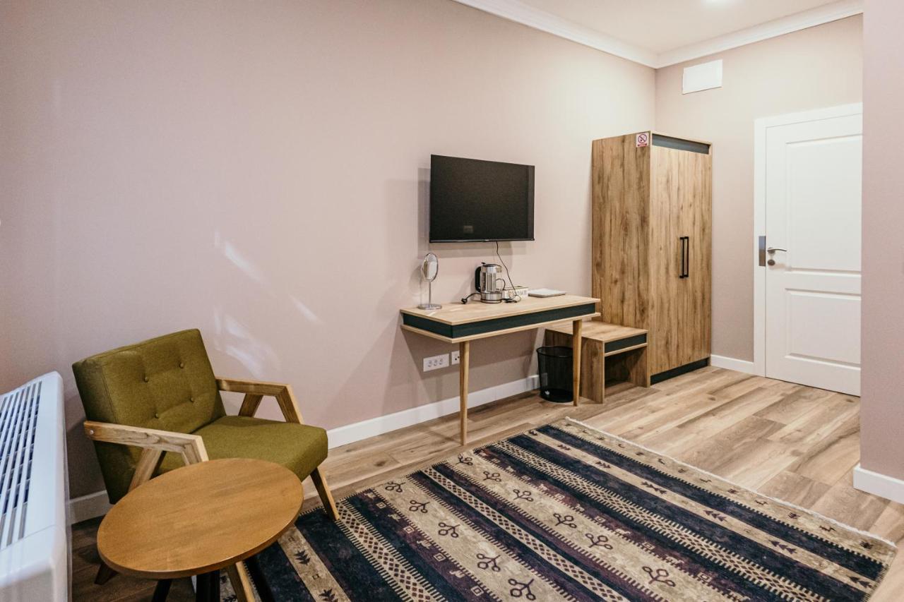 Pansion "Fawlty Towers" Sarajevo Lejlighedshotel Eksteriør billede